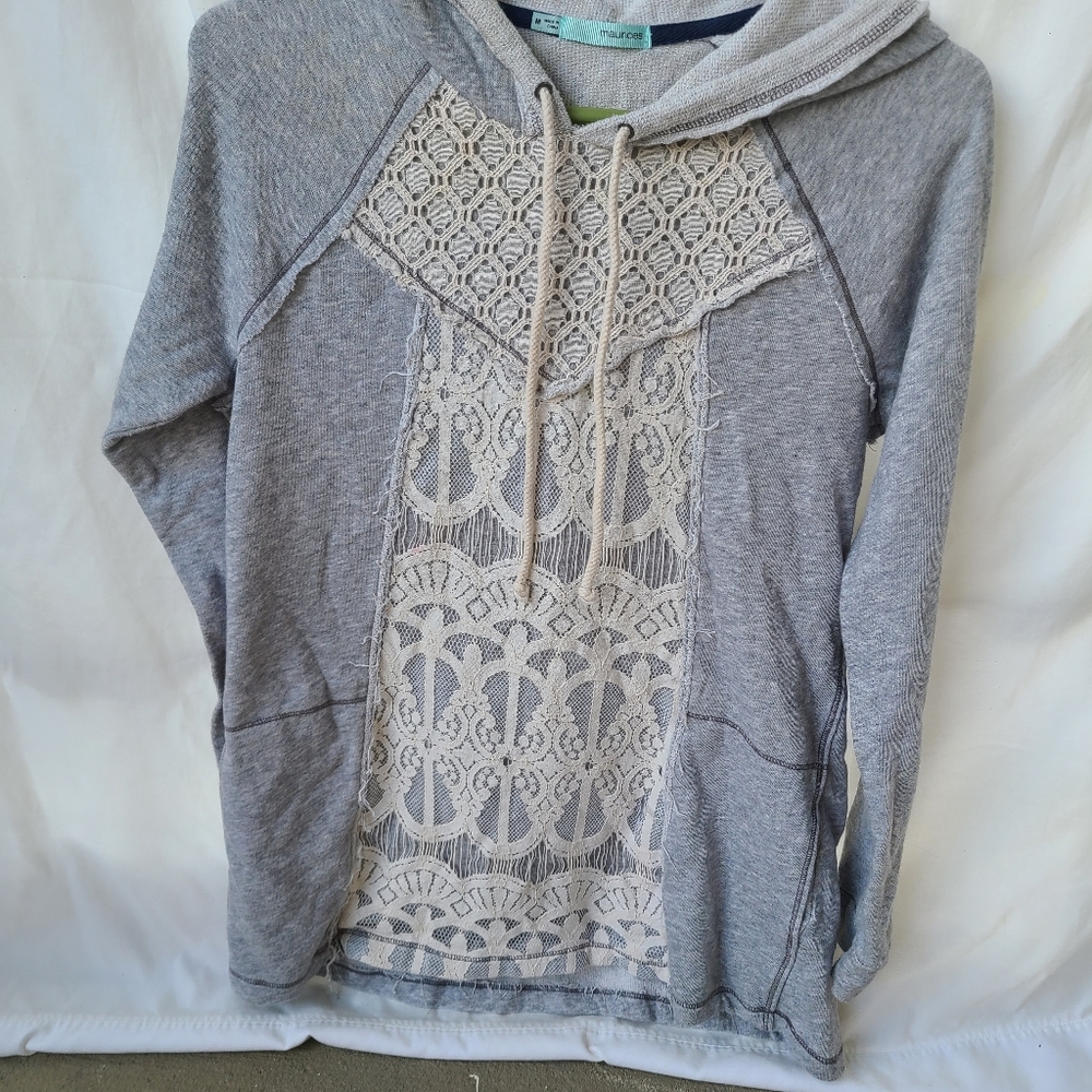 Maurices gray hoodie with cream lace front panel size medium